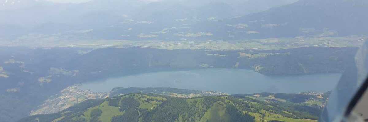 Flugwegposition um 11:11:25: Aufgenommen in der Nähe von Gemeinde Radenthein, Österreich in 2739 Meter